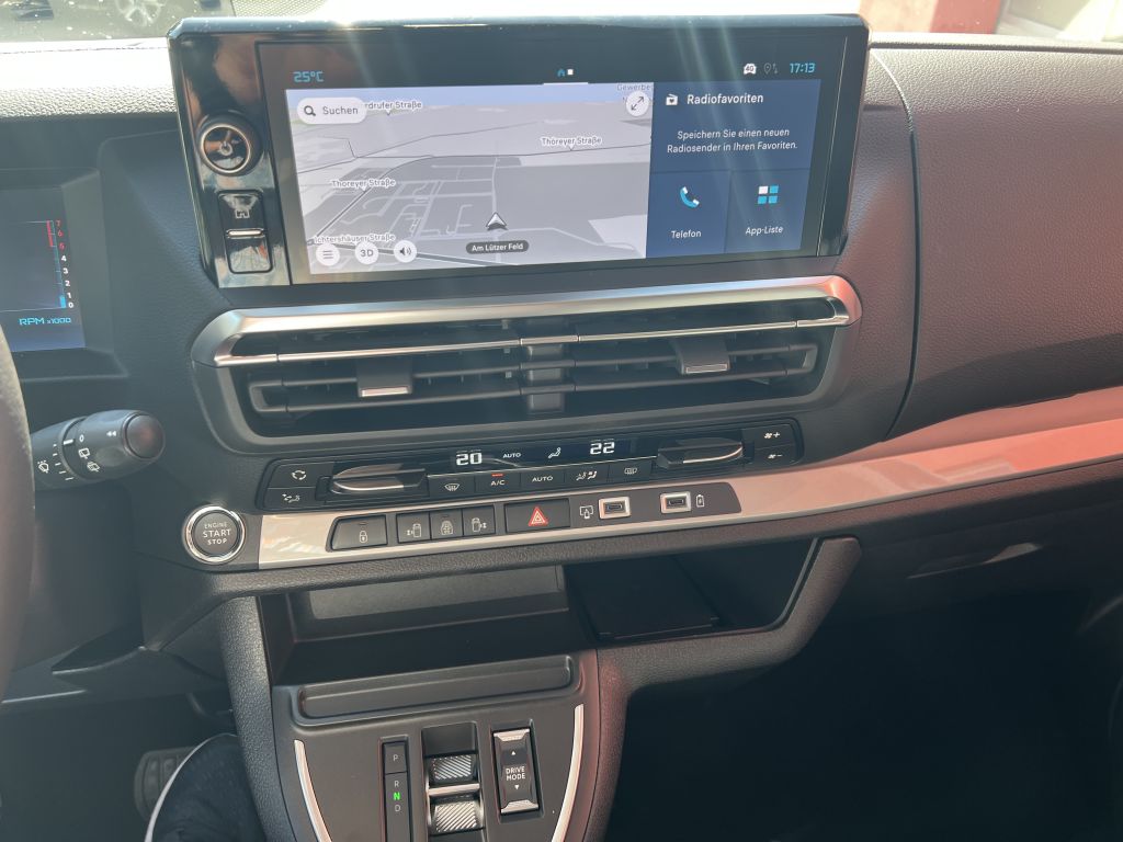 Fahrzeugabbildung Citroën Spacetourer M 2.0 BlueHDi 180 EAT8 Max VIP,Design