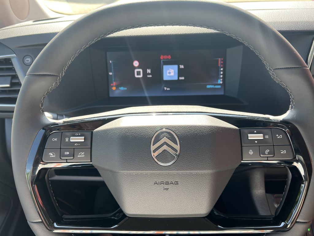Fahrzeugabbildung Citroën Spacetourer M 2.0 BlueHDi 180 EAT8 Max VIP,Design