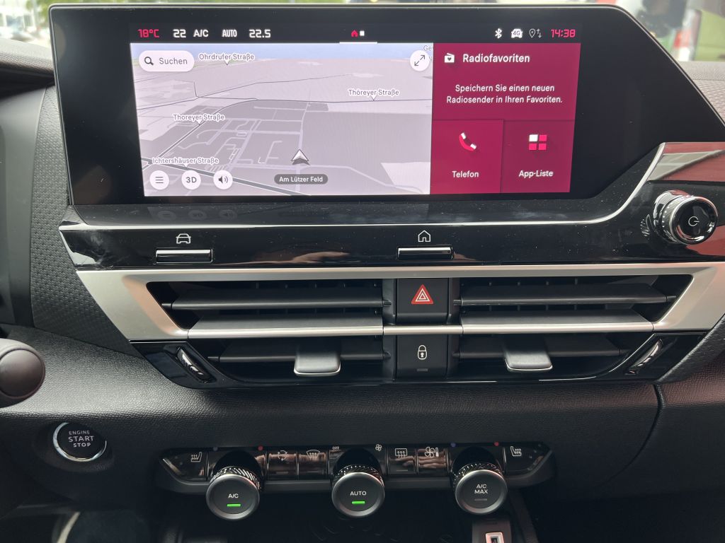Fahrzeugabbildung Citroën C4 X PureTech 130 S&S EAT8 MAX Techno-Winter-Paket