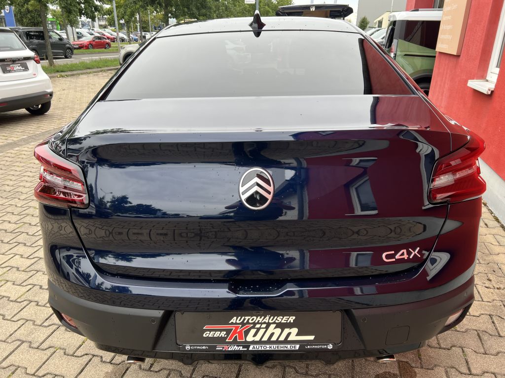 Fahrzeugabbildung Citroën C4 X PureTech 130 S&S EAT8 MAX Techno-Winter-Paket