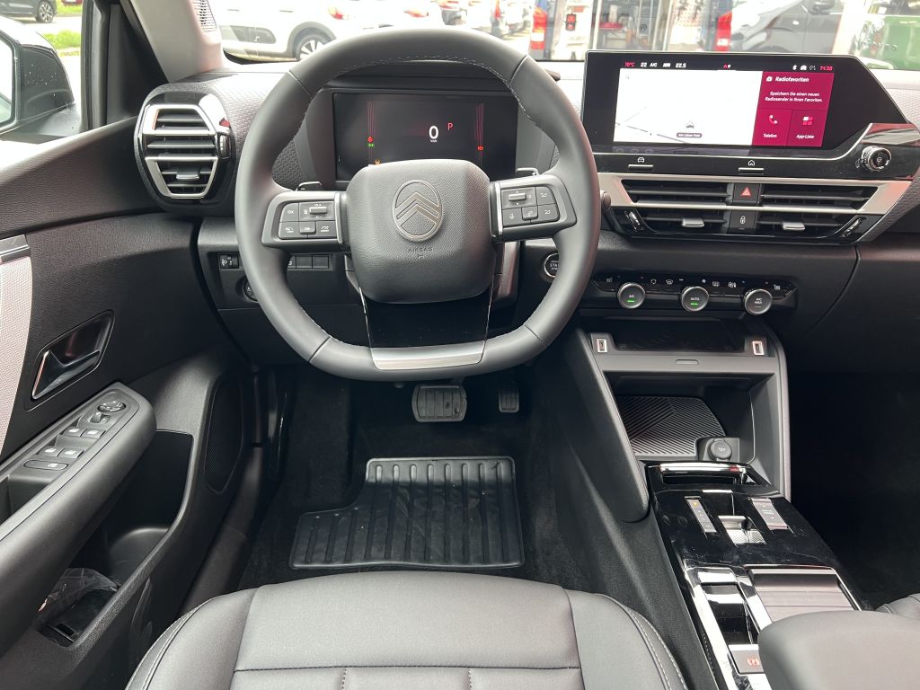 Fahrzeugabbildung Citroën C4 X PureTech 130 S&S EAT8 MAX Techno-Winter-Paket