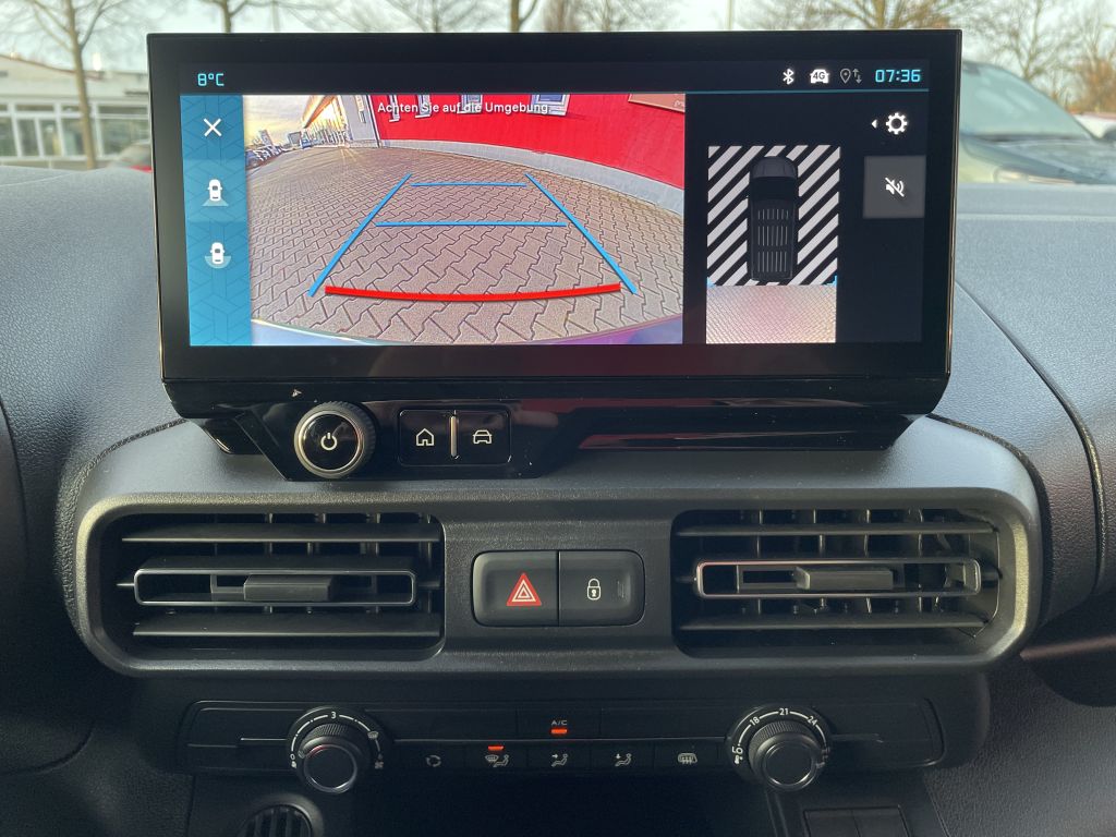 Fahrzeugabbildung Citroën Berlingo L1 PureTech 110 + LED, NAV, AHK, Kamera