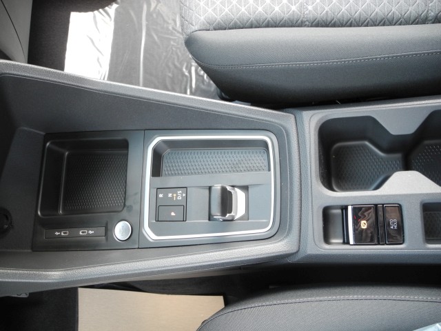 Fahrzeugabbildung Ford Grand Tourneo Connect 1.5 Autom.- LED, Allwetter
