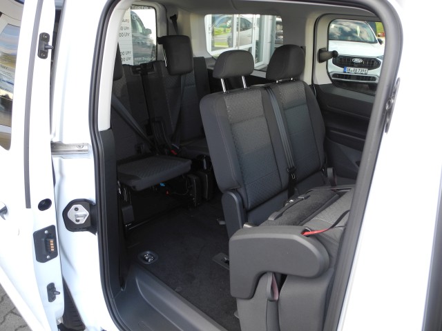 Fahrzeugabbildung Ford Grand Tourneo Connect 1.5 Autom.- LED, Allwetter