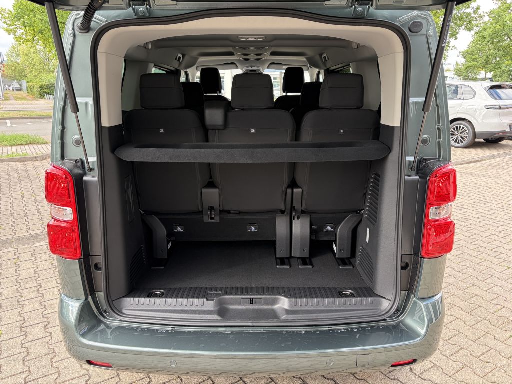 Fahrzeugabbildung Citroën SpaceTourer M Diesel 180 AT Plus + ACC, NAV, AHK