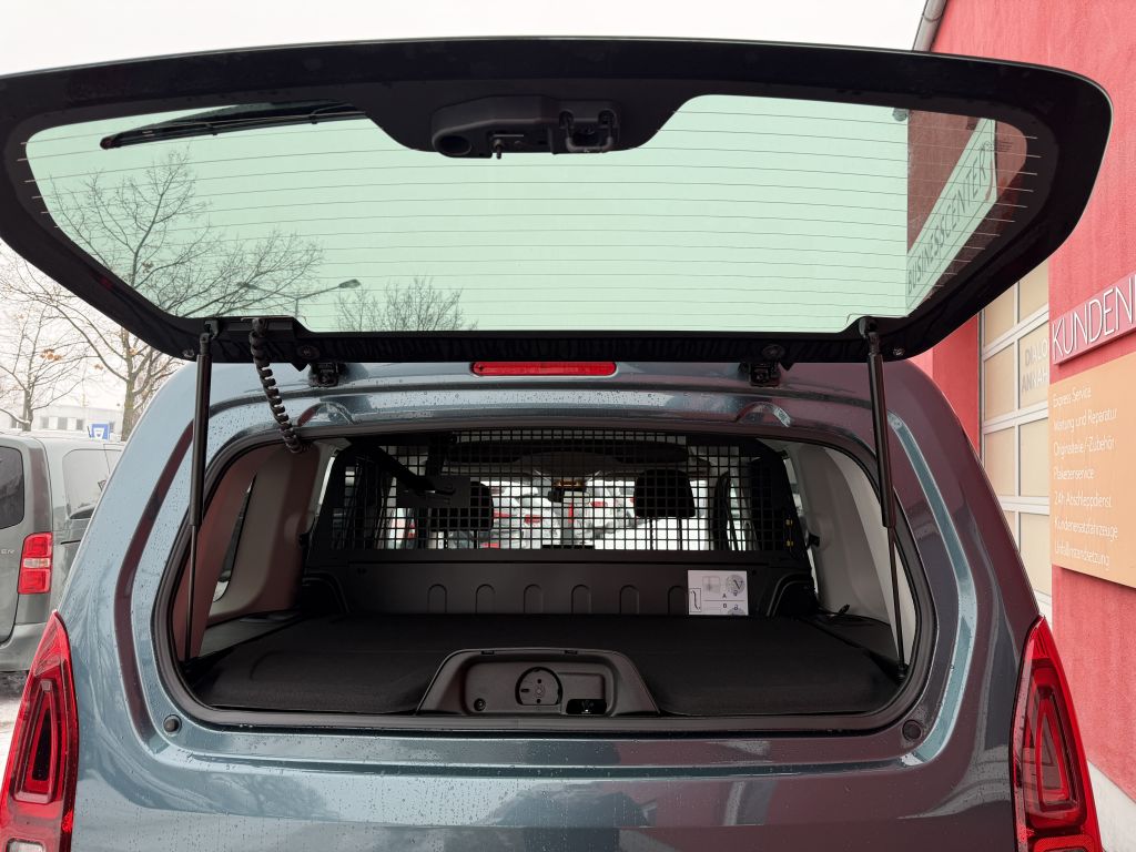 Fahrzeugabbildung Citroën Berlingo MPV M Diesel 130 Automatik PLUS