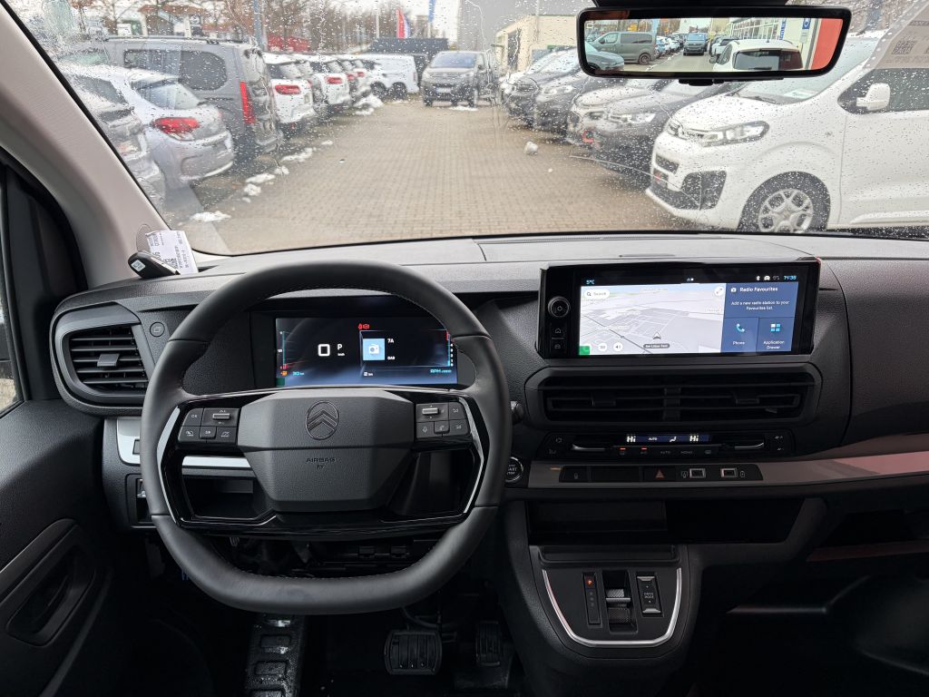 Fahrzeugabbildung Citroën Jumpy Doppelkabine XL 2.2 Diesel 180 AT + 5-Sitz