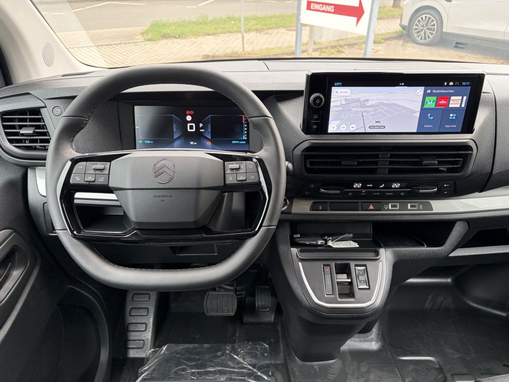 Fahrzeugabbildung Citroën Jumpy Doppelkabine XL 2.2 Diesel 180 AT + 5-Sitz