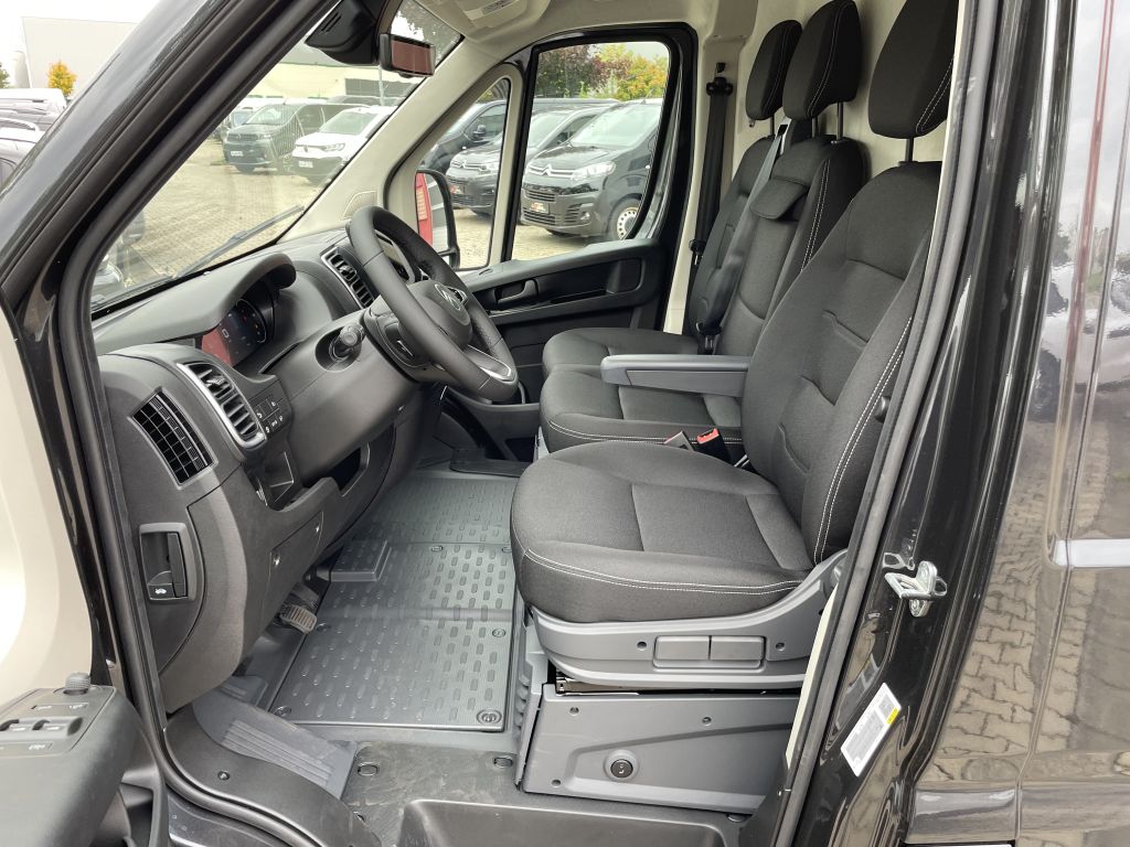 Fahrzeugabbildung Citroën Jumper Kawa 35 Heavy L4H2 BlueHDi 180 Automatik