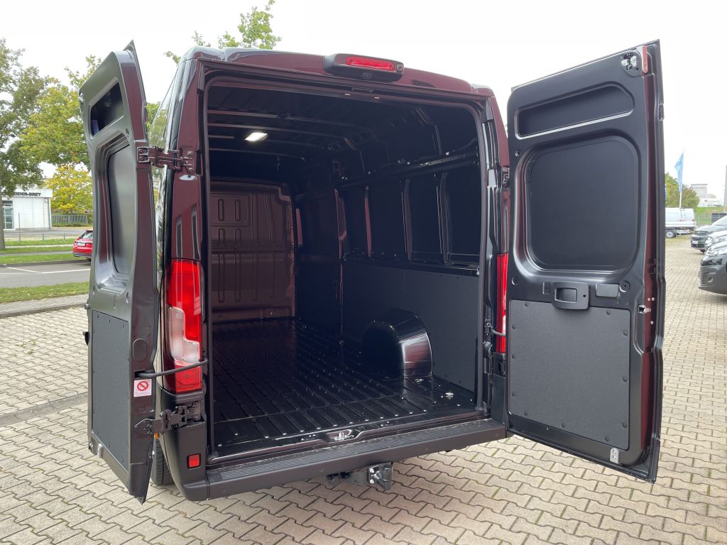 Fahrzeugabbildung Citroën Jumper Kawa 35 Heavy L4H2 BlueHDi 180 Automatik