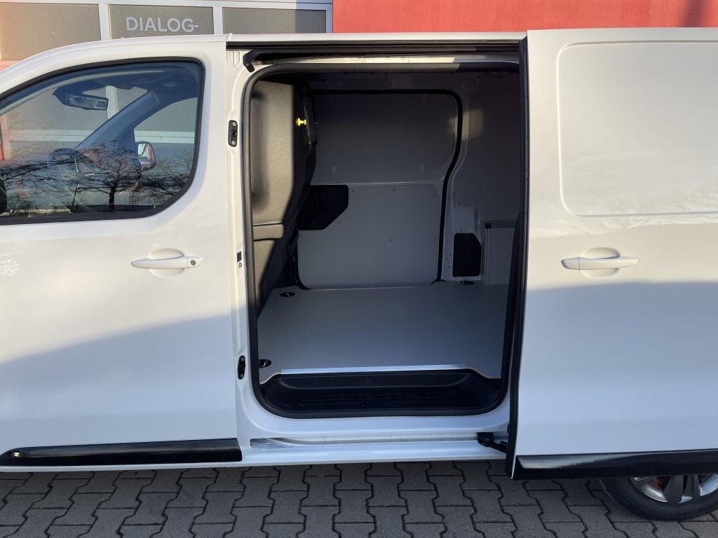 Fahrzeugabbildung Citroën Jumpy M Diesel 180 (2.2) AT + Webasto, LED, AHK