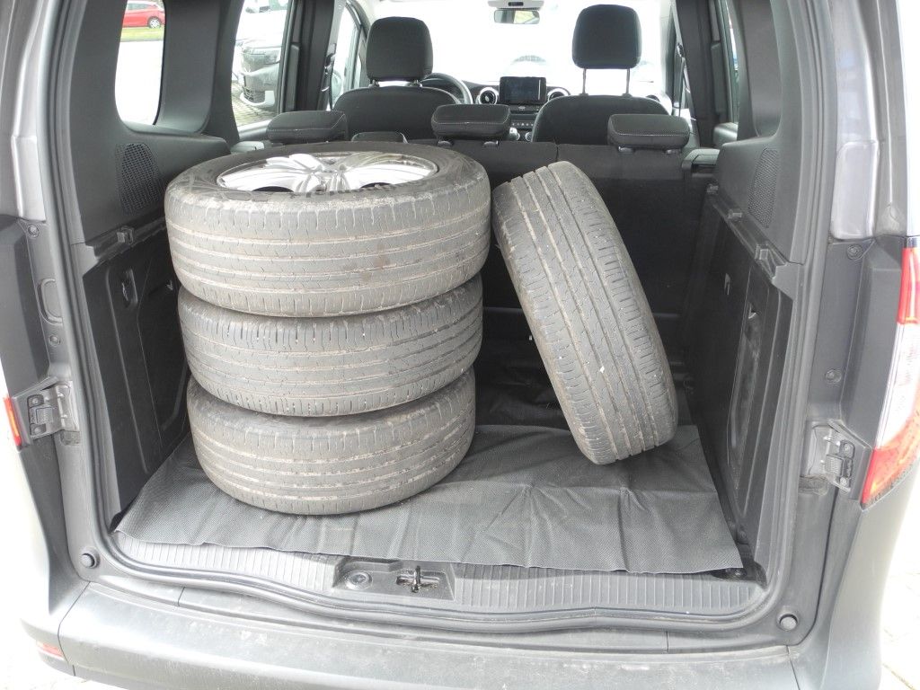 Fahrzeugabbildung Mercedes-Benz Citan Tourer 113 Aut. BASE - WR, LED, Parkass.