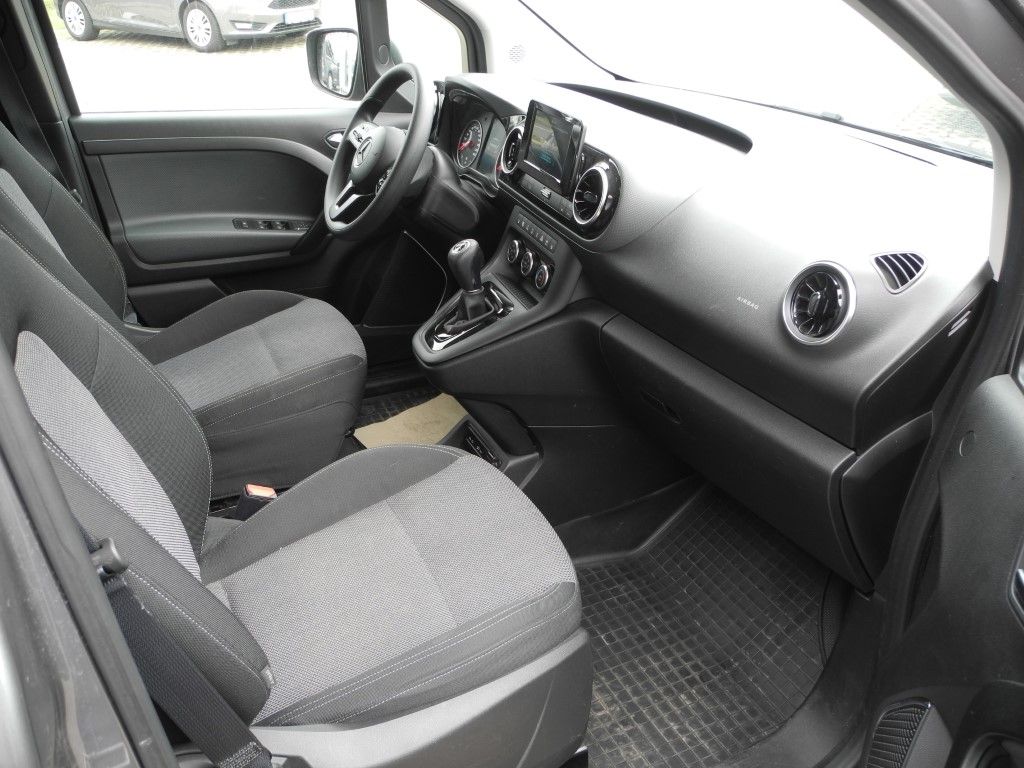 Fahrzeugabbildung Mercedes-Benz Citan Tourer 113 Aut. BASE - WR, LED, Parkass.