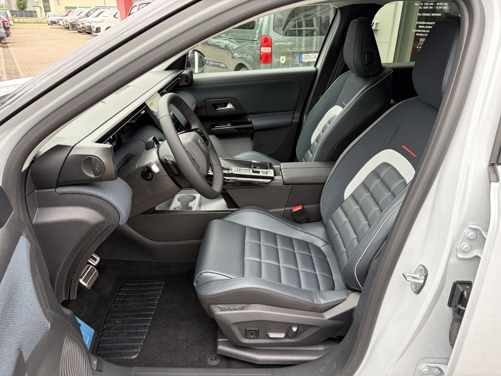 Fahrzeugabbildung Citroën C5 Aircross Plug-In-Hybrid 225 MAX + AHK, AWR