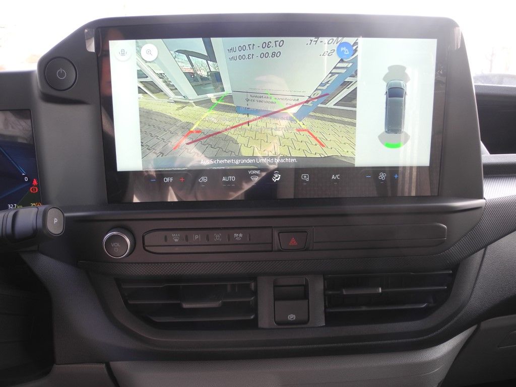 Fahrzeugabbildung Ford E-Transit Custom L1 Trend - Allw., Lader.-Schutz