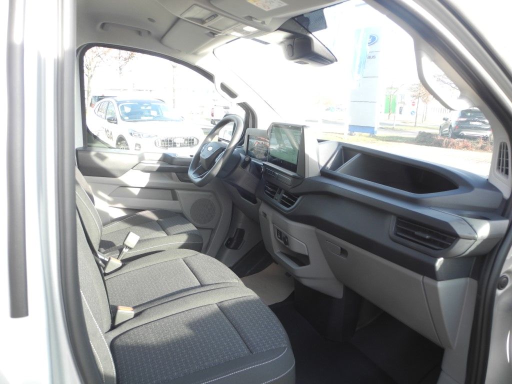 Fahrzeugabbildung Ford E-Transit Custom L1 Trend - Allw., Lader.-Schutz