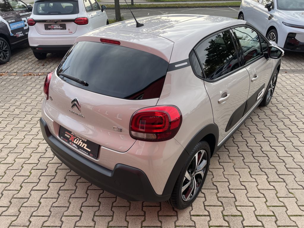 Fahrzeugabbildung Citroën C3 PureTech 110 S&S Shine Pack + Sitzheizung