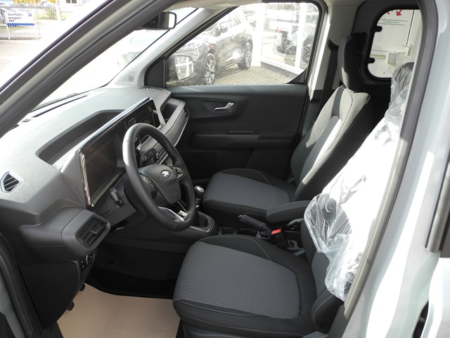 Fahrzeugabbildung Ford Transit Courier Trend -Tempo, Winter-Pak., Klima