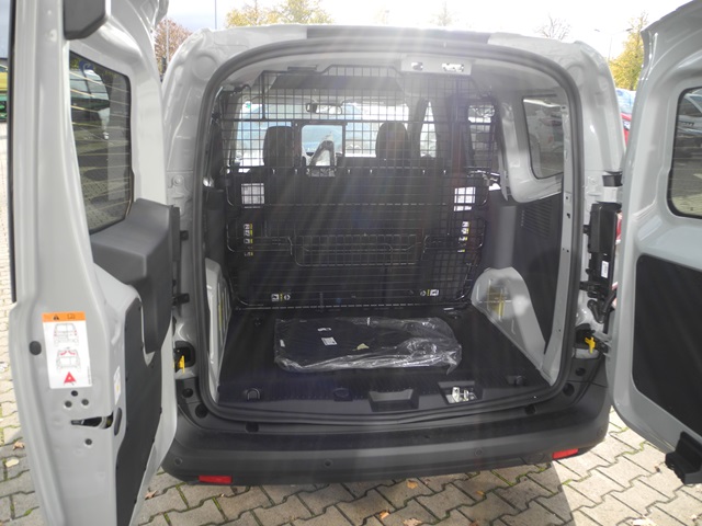 Fahrzeugabbildung Ford Transit Courier Trend -Tempo, Winter-Pak., Klima