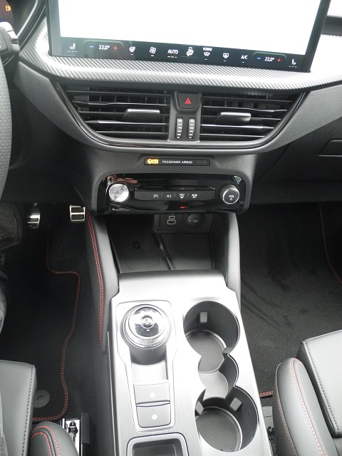 Fahrzeugabbildung Ford Kuga FHEV 4x4 ST-LINE X - Matrix LED, AHK, Allw.