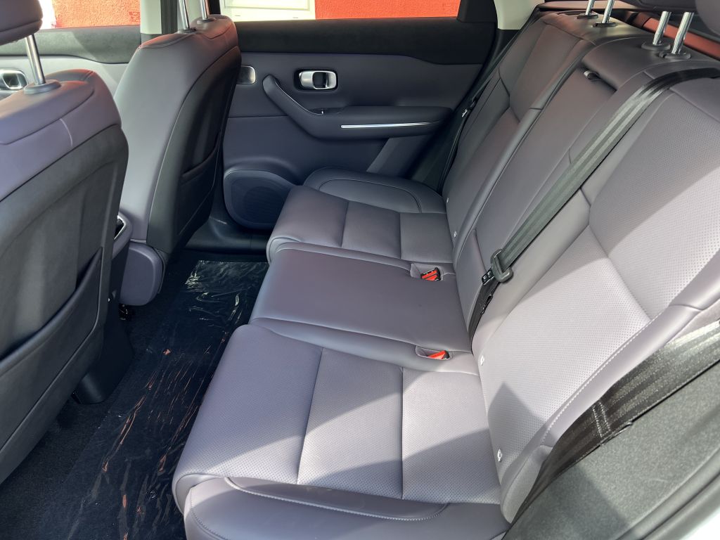 Fahrzeugabbildung Leapmotor C10 REEV 28,4 kWh Design