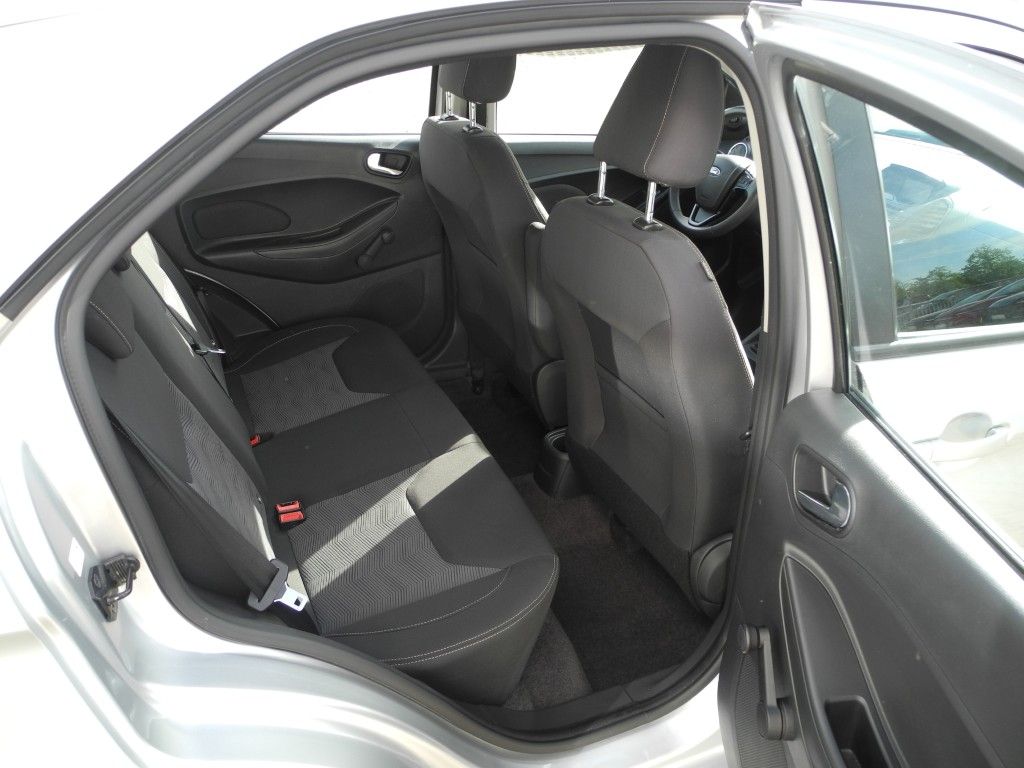 Fahrzeugabbildung Ford Ka+ 1.2 Cool&Sound - Klimaaut., Sitzh., Allw.