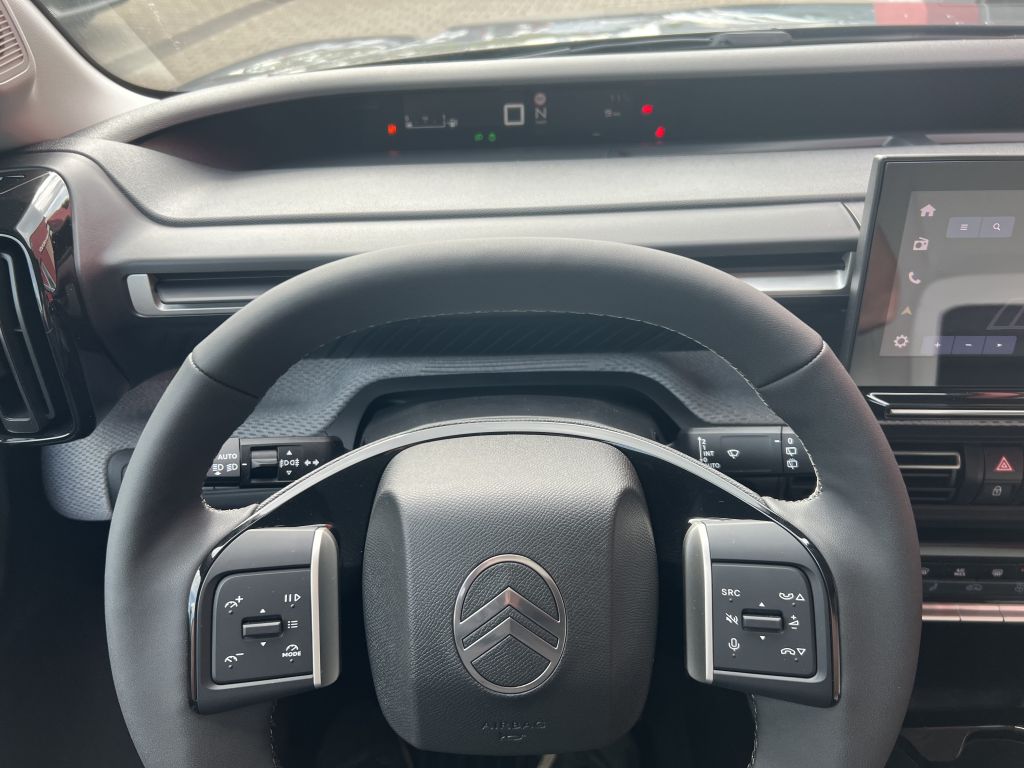 Fahrzeugabbildung Citroën C3 Aircross Hybrid 145 ë-DSC6 MAX