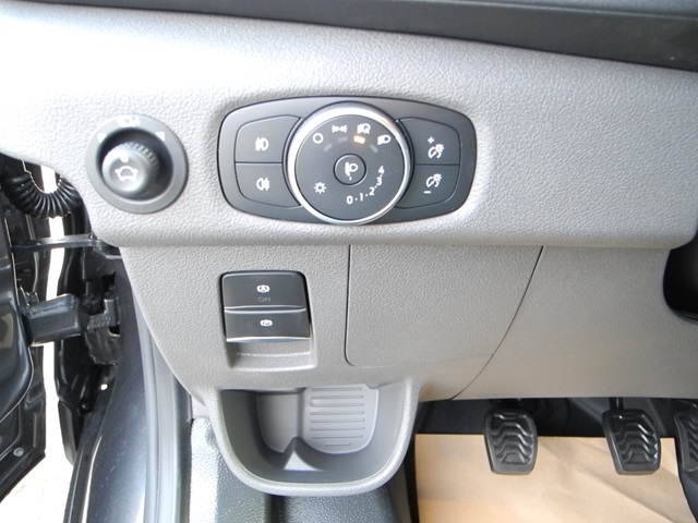 Fahrzeugabbildung Ford Transit Doka 350 L4 Trend - Navi, Standh., Xenon