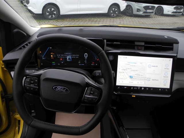 Fahrzeugabbildung Ford Puma Gen-E Premium - iACC, Panorama, Winter-Pak.