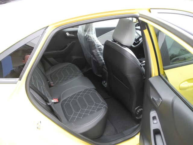 Fahrzeugabbildung Ford Puma Gen-E Premium - iACC, Panorama, Winter-Pak.