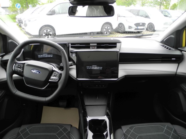 Fahrzeugabbildung Ford Puma Gen-E Premium - iACC, Panorama, Winter-Pak.