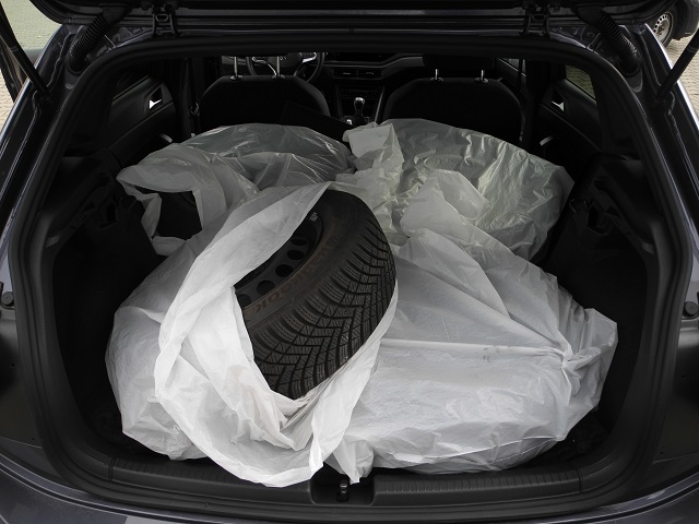 Fahrzeugabbildung Volkswagen Polo 1.0 TSI R-Line - Sitzh., WR, LED, Climatro.