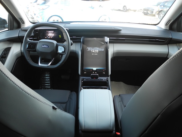 Fahrzeugabbildung Ford Explorer 77kWh Premium- Parkass., eHeck., Headup