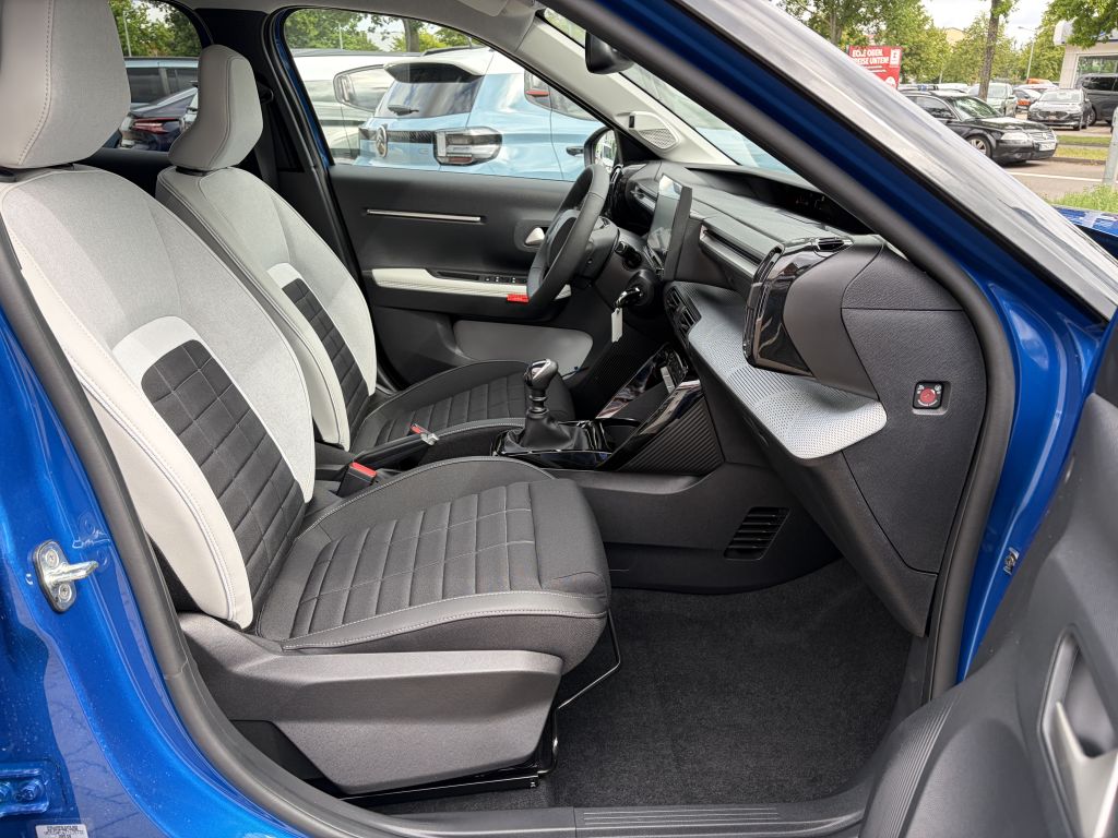 Fahrzeugabbildung Citroën C3 Turbo 100 MAX + Winter-Paket